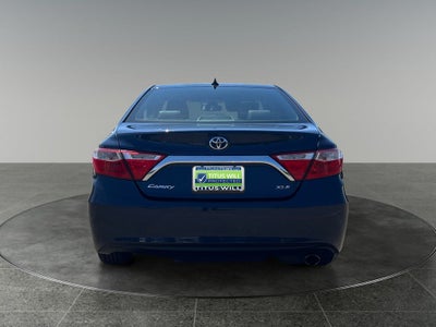 2017 Toyota CAMRY XLE