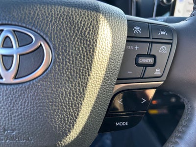 2025 Toyota CAMRY XSE HYBRID
