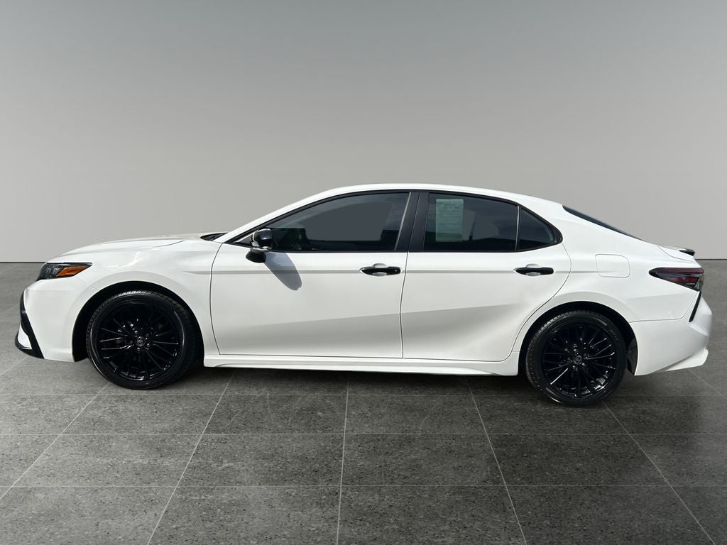 2022 Toyota CAMRY SE Nightshade