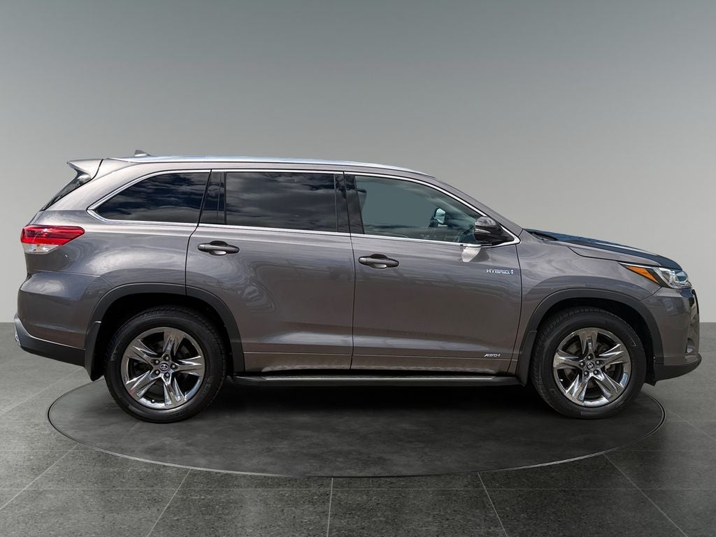 2018 Toyota Highlander Hybrid Limited Platinum 30 MPG