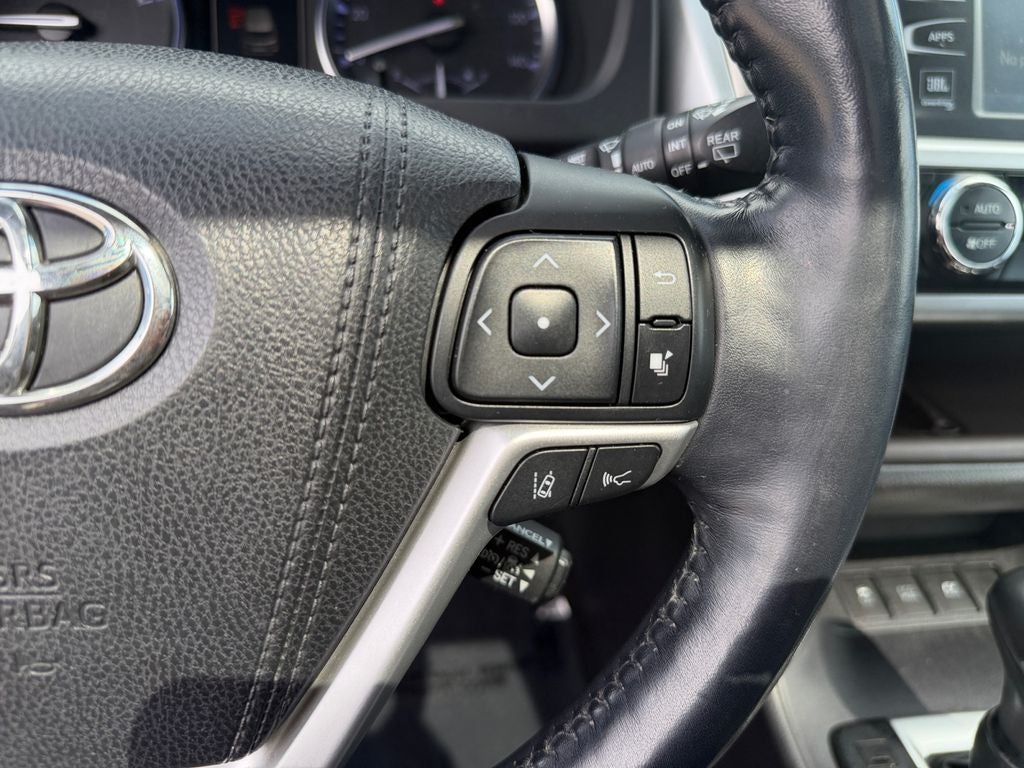 2018 Toyota Highlander Hybrid Limited Platinum 30 MPG