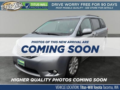 2013 Toyota Sienna XLE 7 Passenger