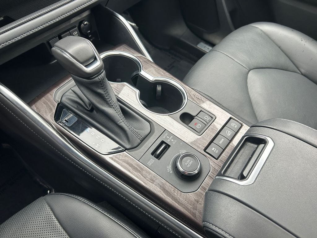 2020 Toyota HIGHLANDER Limited