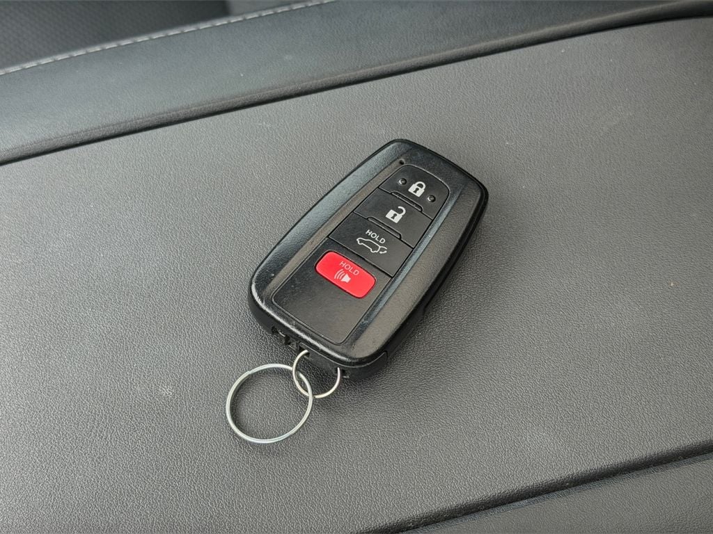 2022 Toyota Highlander Hybrid Platinum