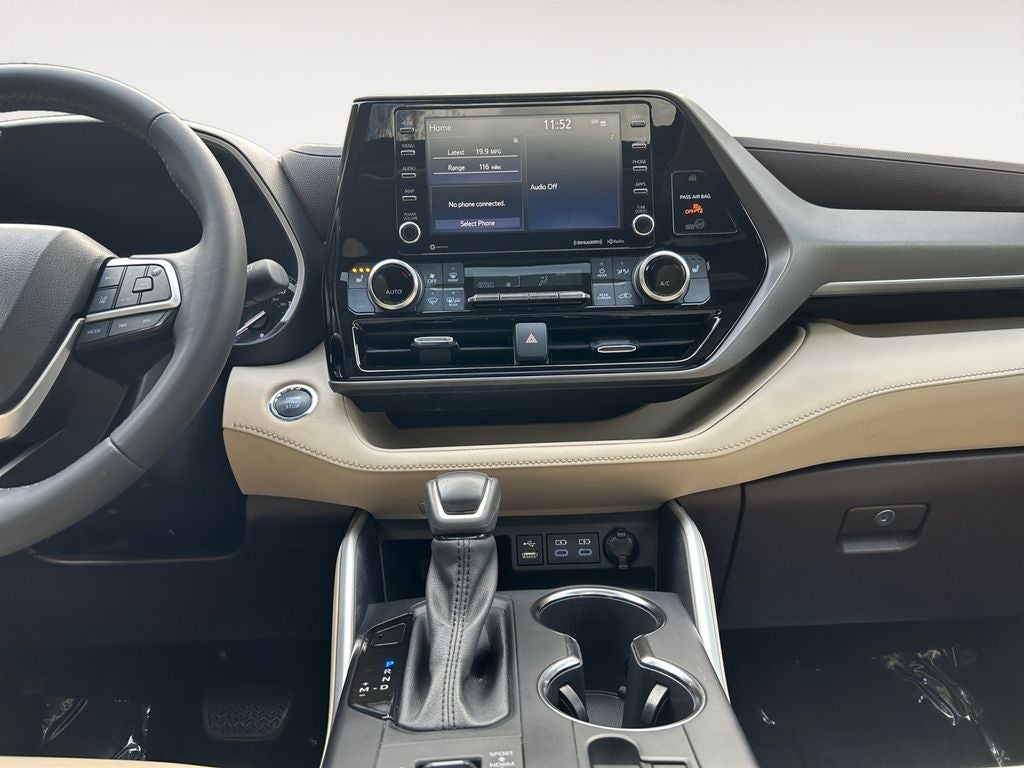 2022 Toyota Highlander XLE