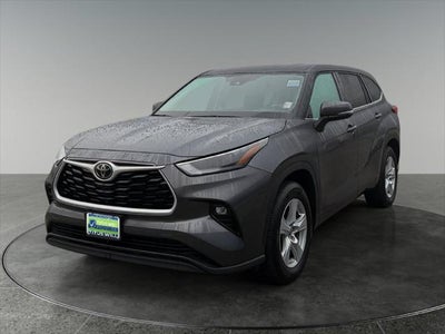2023 Toyota Highlander LE