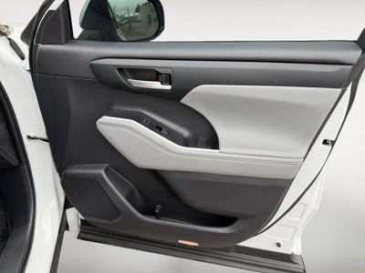2026 Toyota Highlander XLE