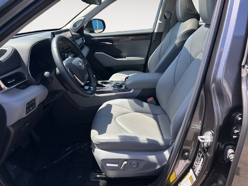 2023 Toyota Highlander Limited