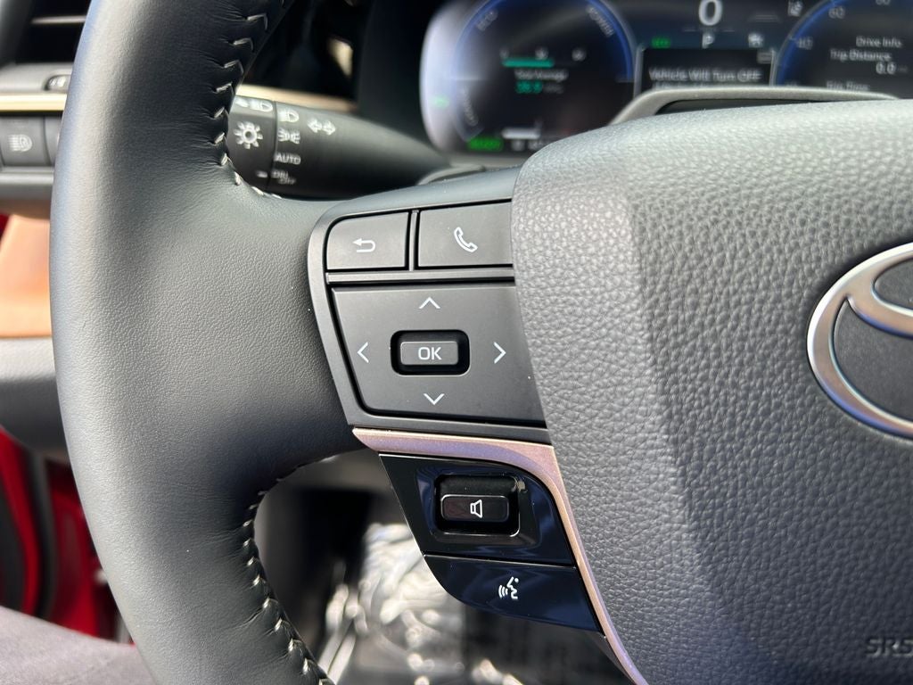 2025 Toyota Crown Signia Limited