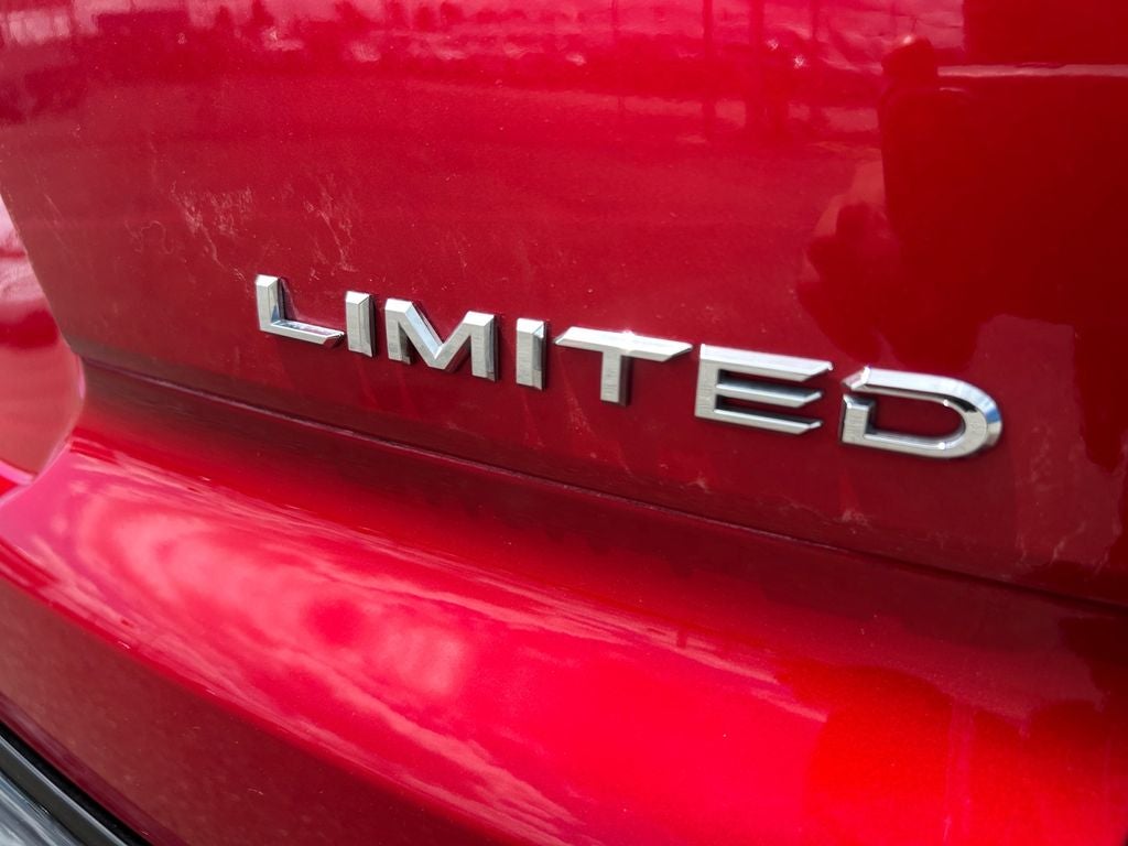 2025 Toyota Crown Signia Limited