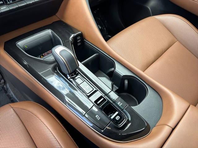 2025 Toyota Crown Signia Limited