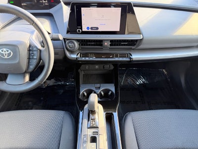 2025 Toyota Prius LE