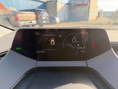 2025 Toyota Prius LE