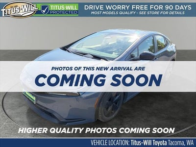 2025 Toyota Prius LE