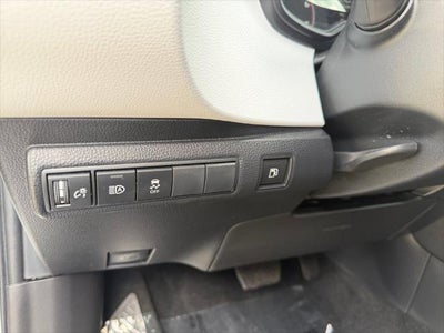 2025 Toyota Corolla Hybrid SE