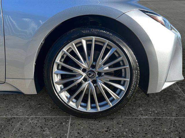 2023 Lexus IS 300 300