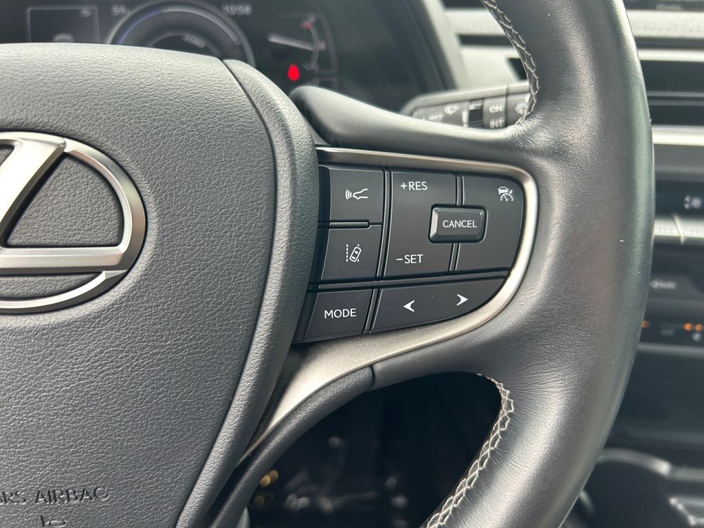 2022 Lexus UX 250h Base