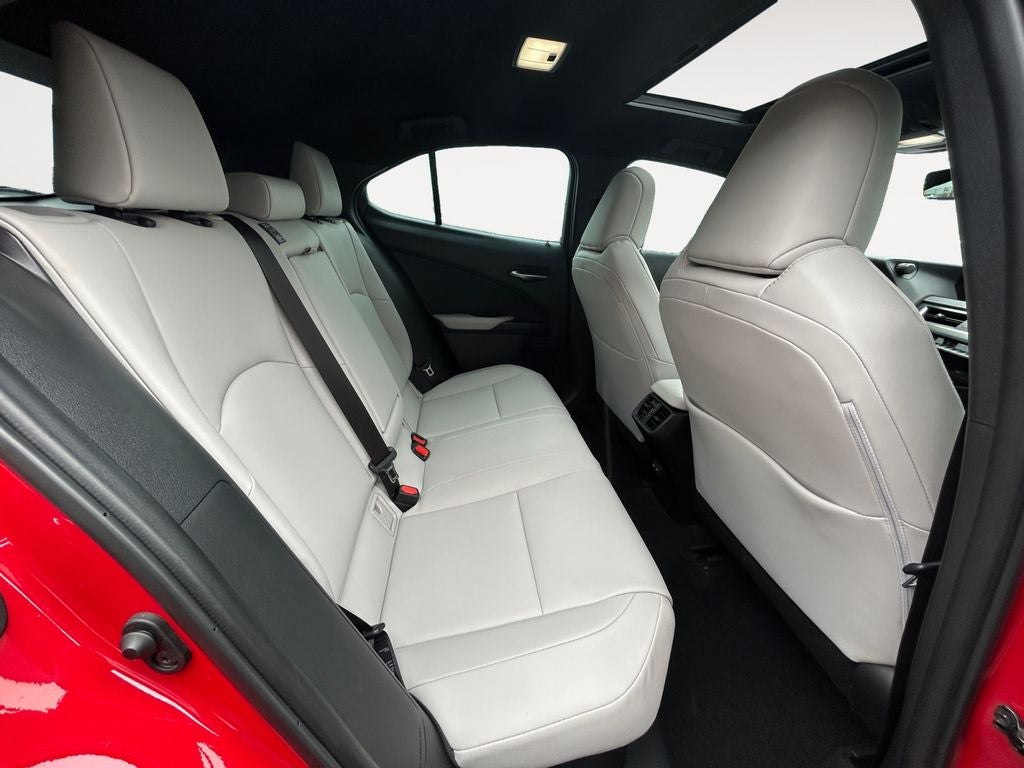 2022 Lexus UX 250h Base