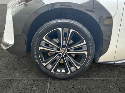 2023 Toyota bZ4X Limited