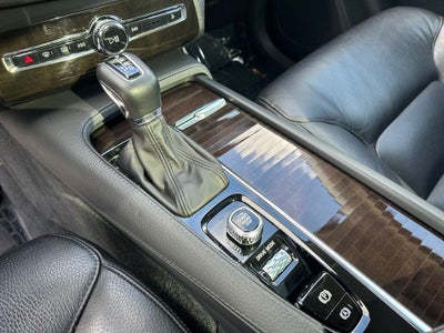 2018 Volvo XC90 T6 Momentum ONE OWNER