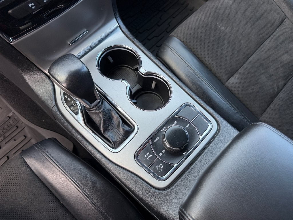 2020 Jeep Grand Cherokee Laredo