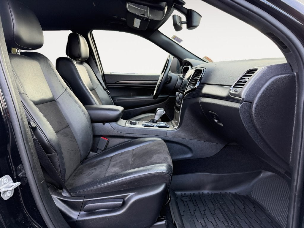 2020 Jeep Grand Cherokee Laredo