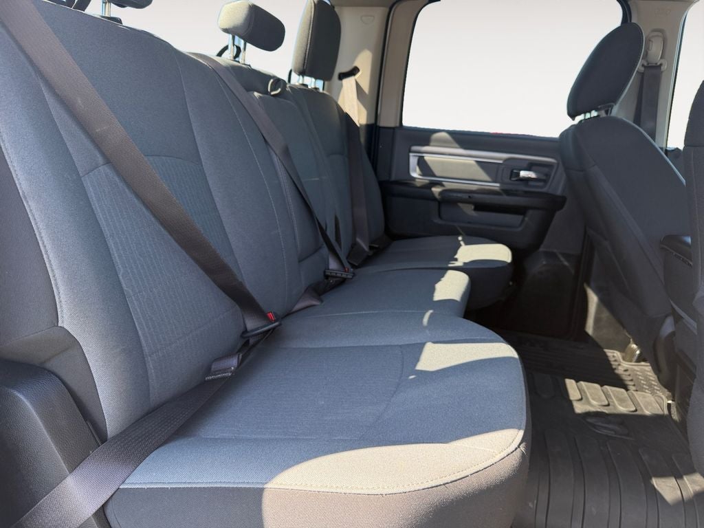 2023 RAM 1500 Classic Base