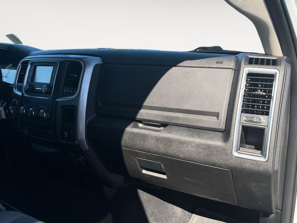 2023 RAM 1500 Classic Base