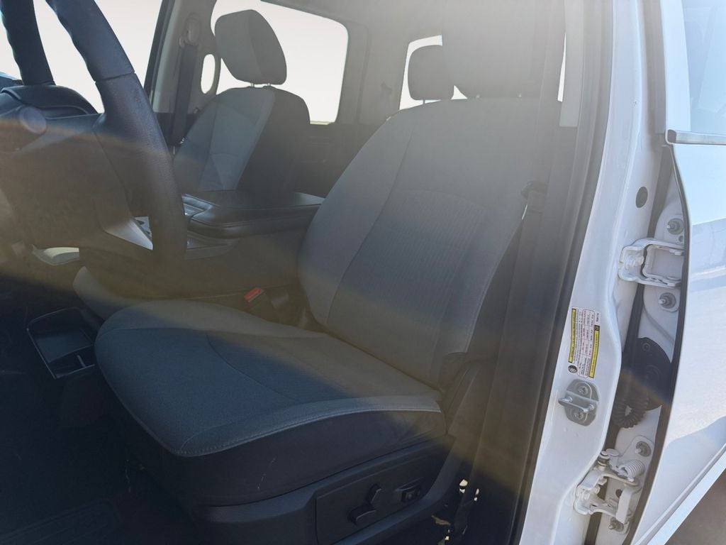 2023 RAM 1500 Classic Base