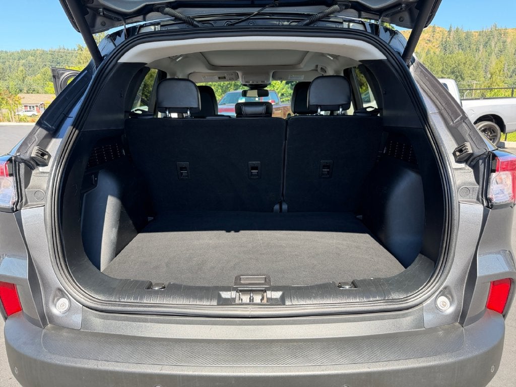 2021 Ford Escape Titanium