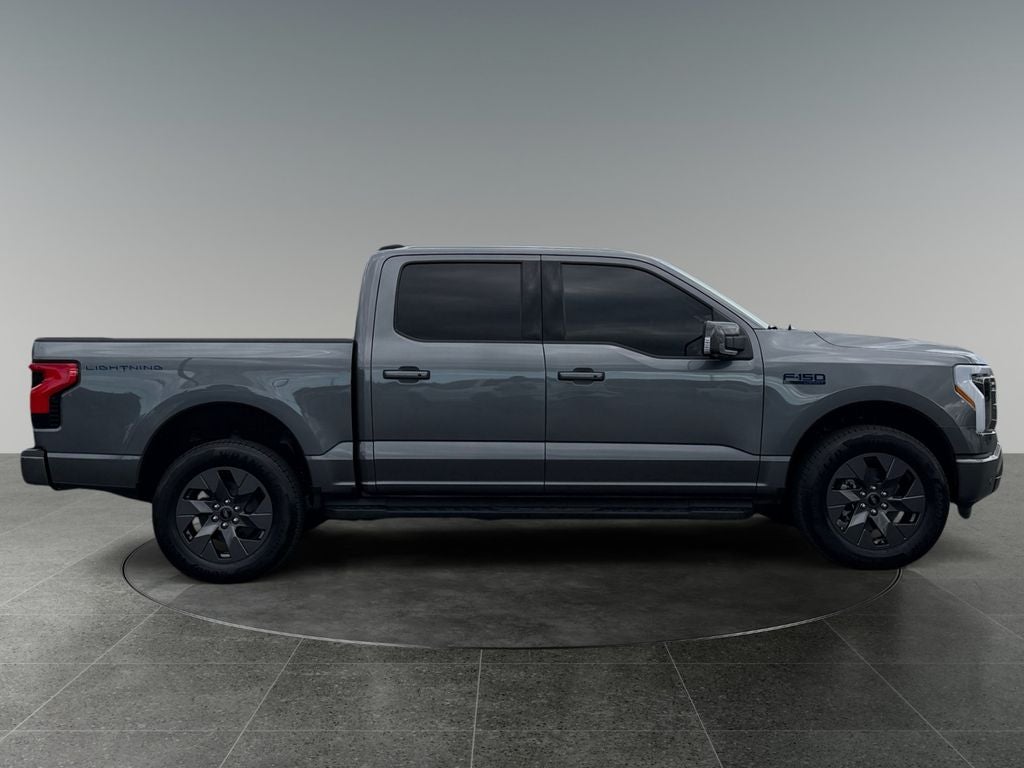 2024 Ford F-150 Lightning Lariat