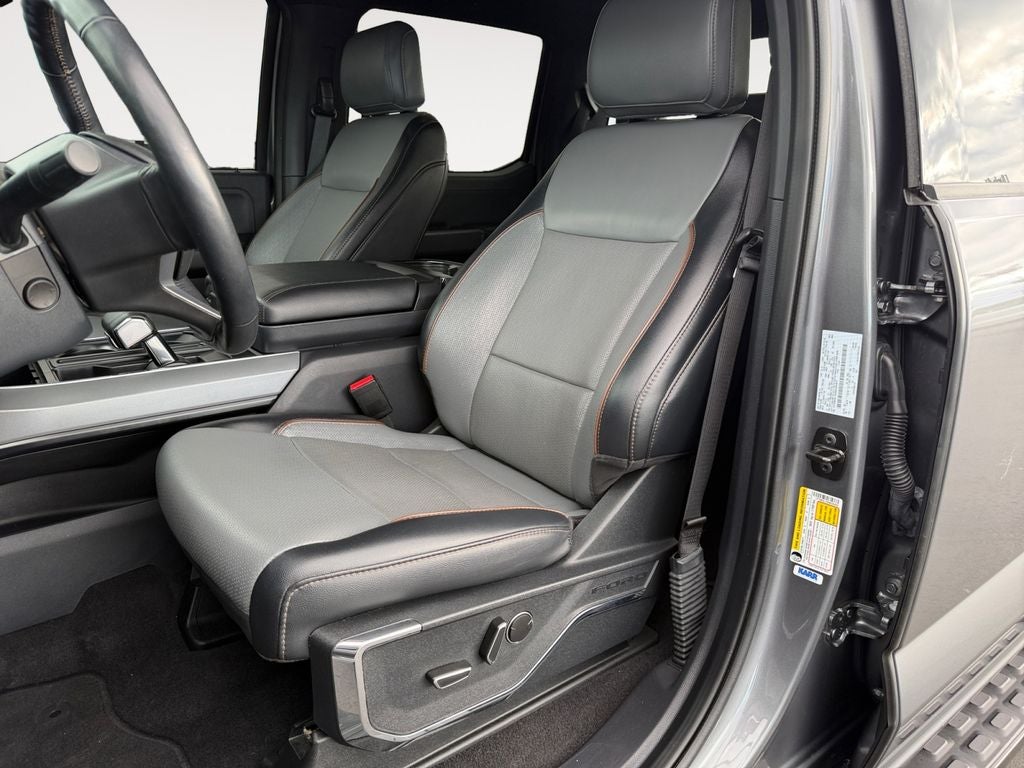 2024 Ford F-150 Lightning Lariat