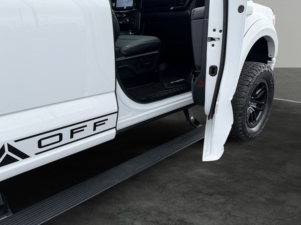 2021 Ford F-150 XLT Lifted w/ Wheel & Tire Package