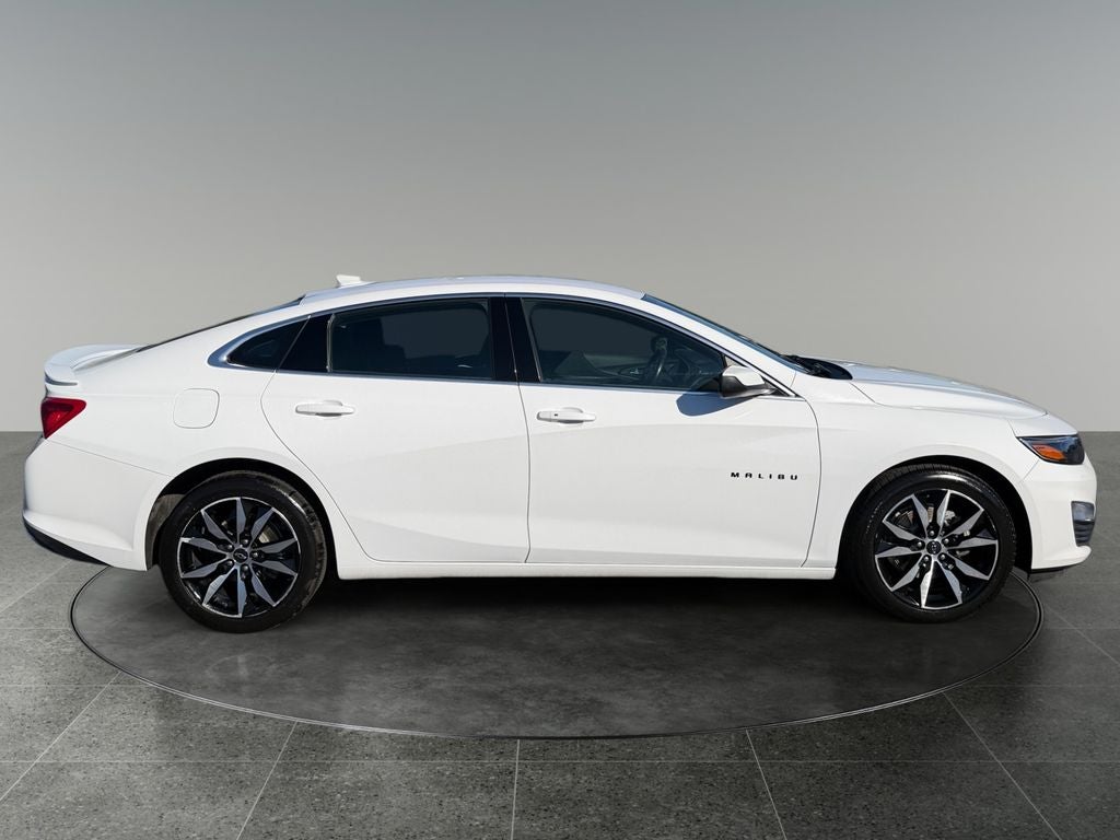 2022 Chevrolet Malibu RS