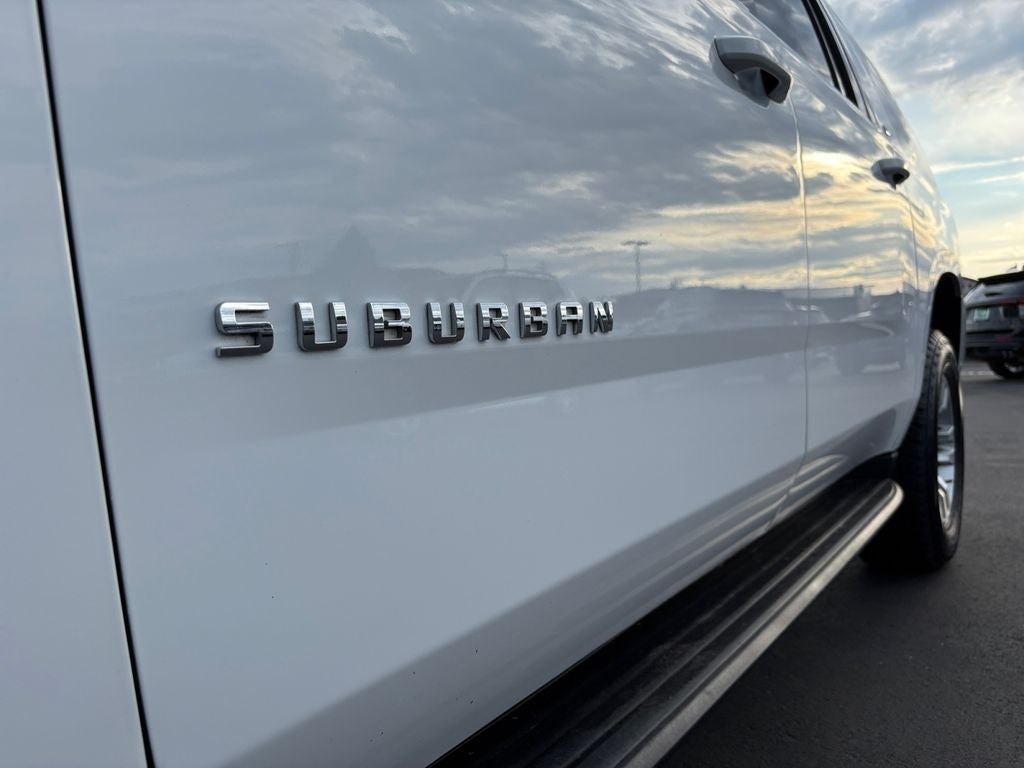 2019 Chevrolet Suburban LT Luxury Package