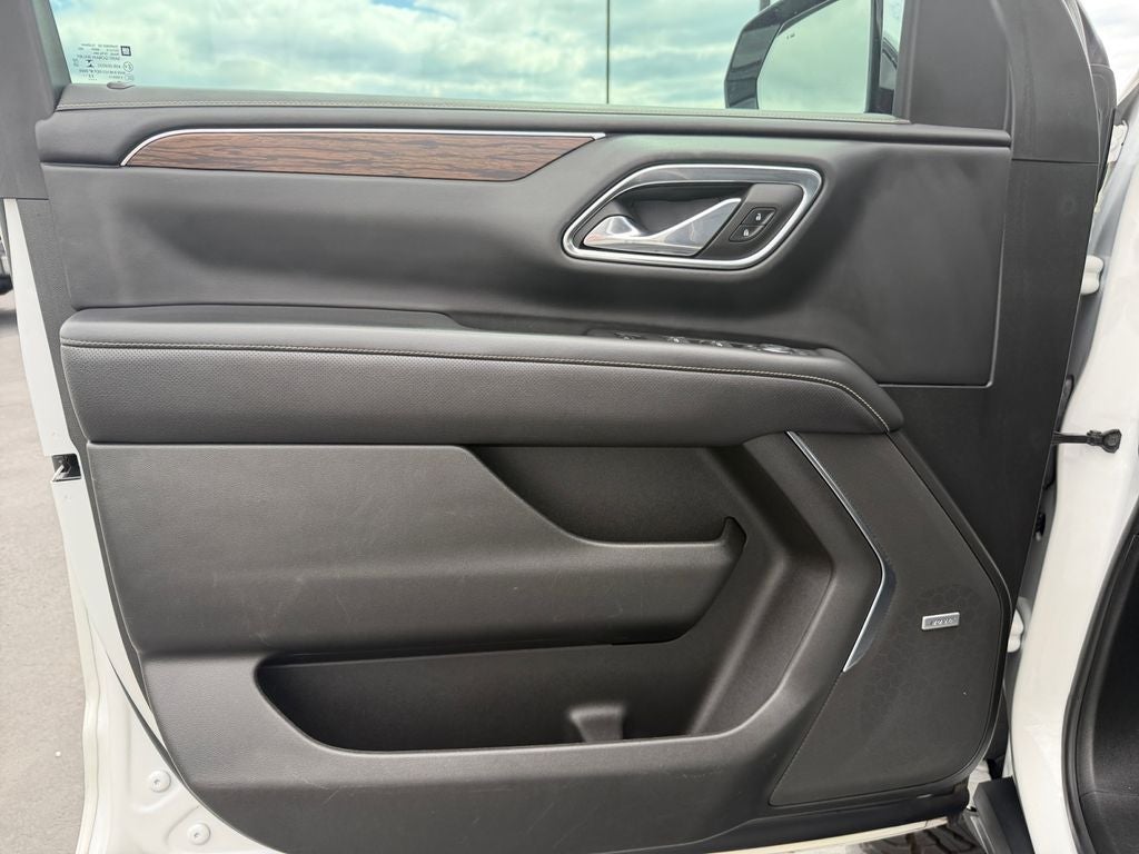 2023 Chevrolet Tahoe Premier Lifted w/ Wheel & Tire Package