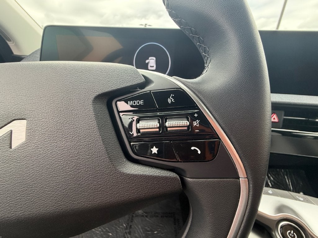 2024 Kia EV6 Light