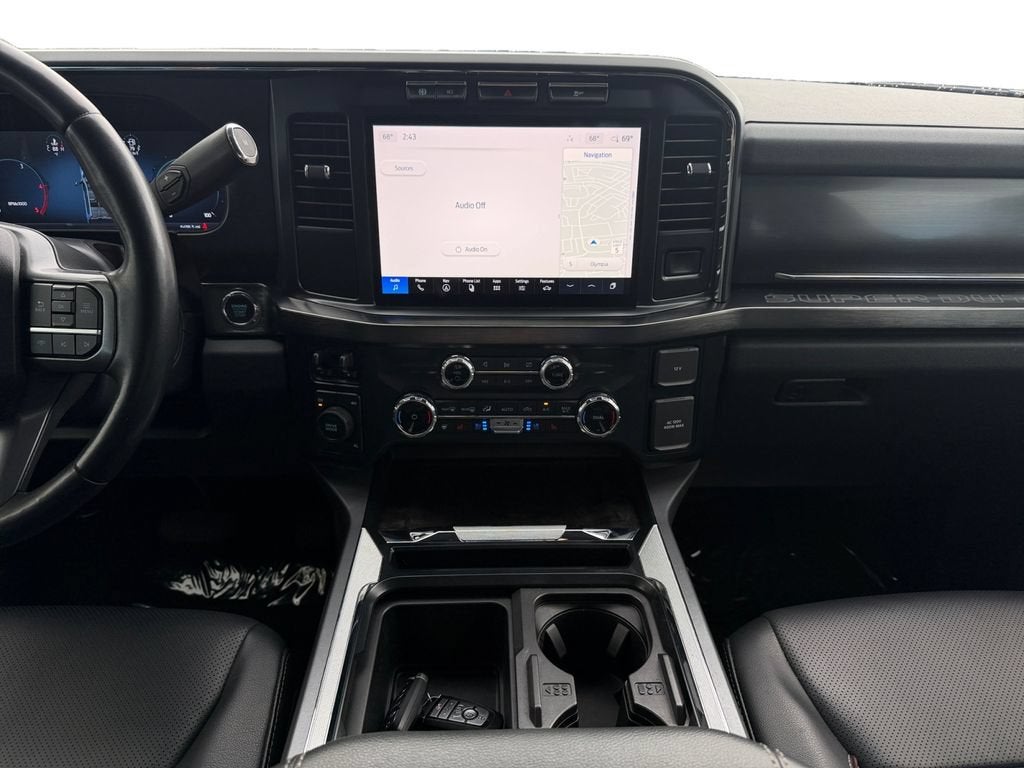 2023 Ford F-350 LARIAT