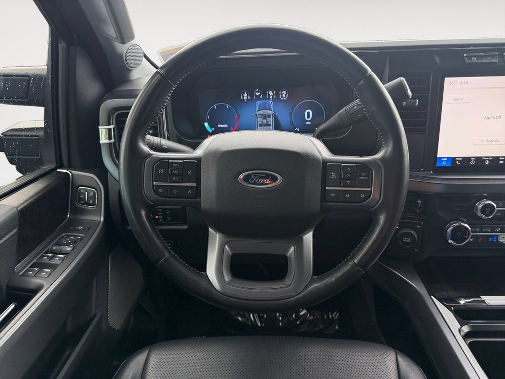 2023 Ford F-350 LARIAT