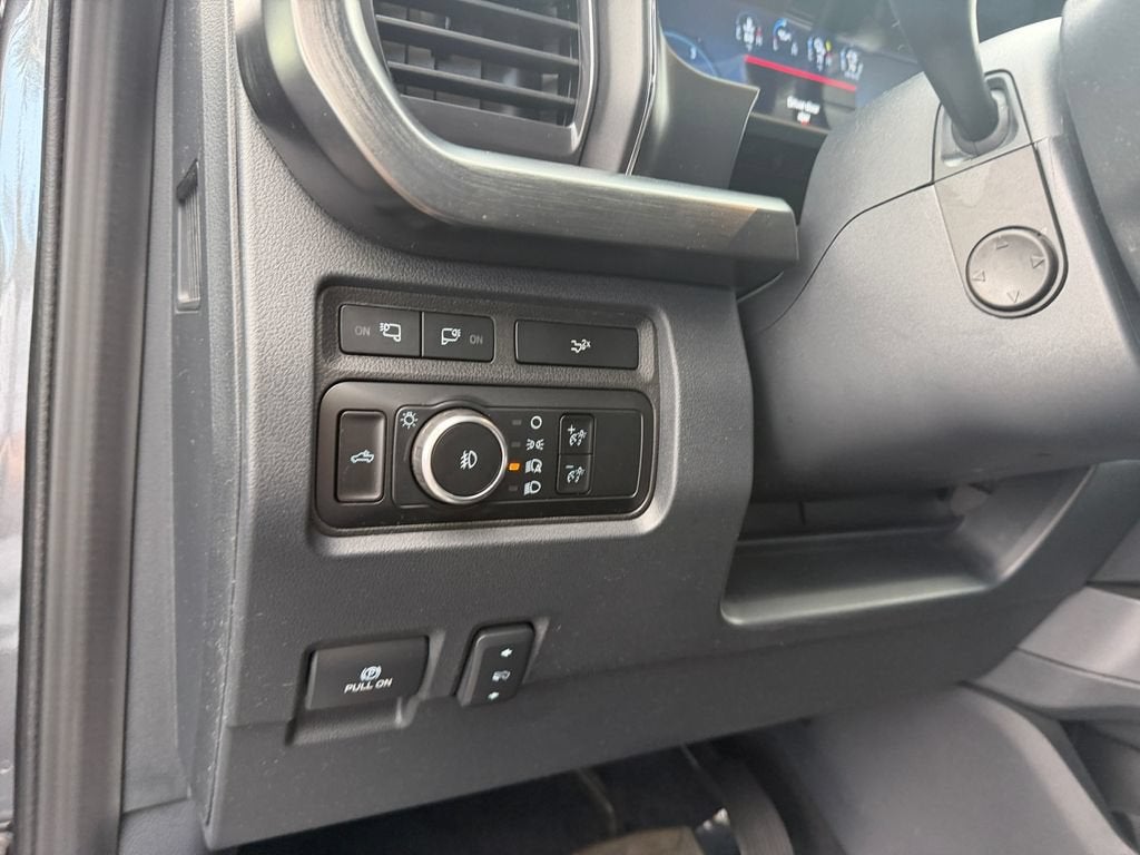 2023 Ford F-350 LARIAT