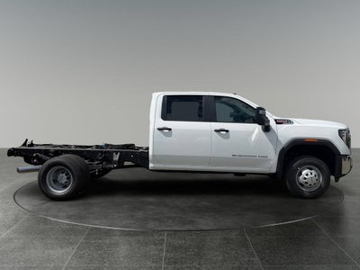 2026 GMC Sierra 3500 HD Chassis Cab Pro