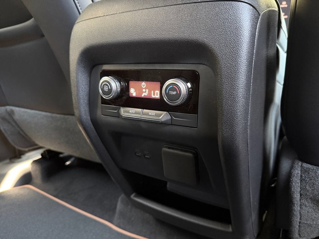 2026 GMC Acadia AT4 - Photo 31