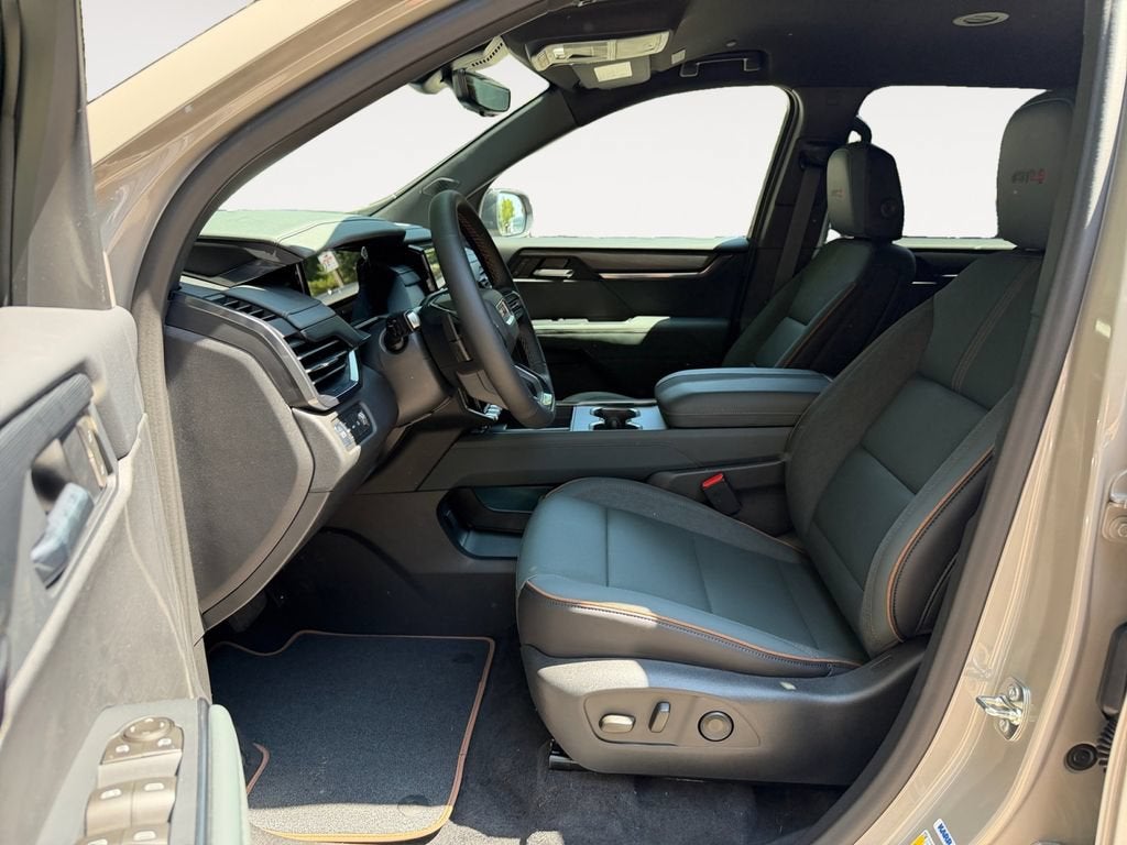 2026 GMC Acadia AT4 - Photo 6