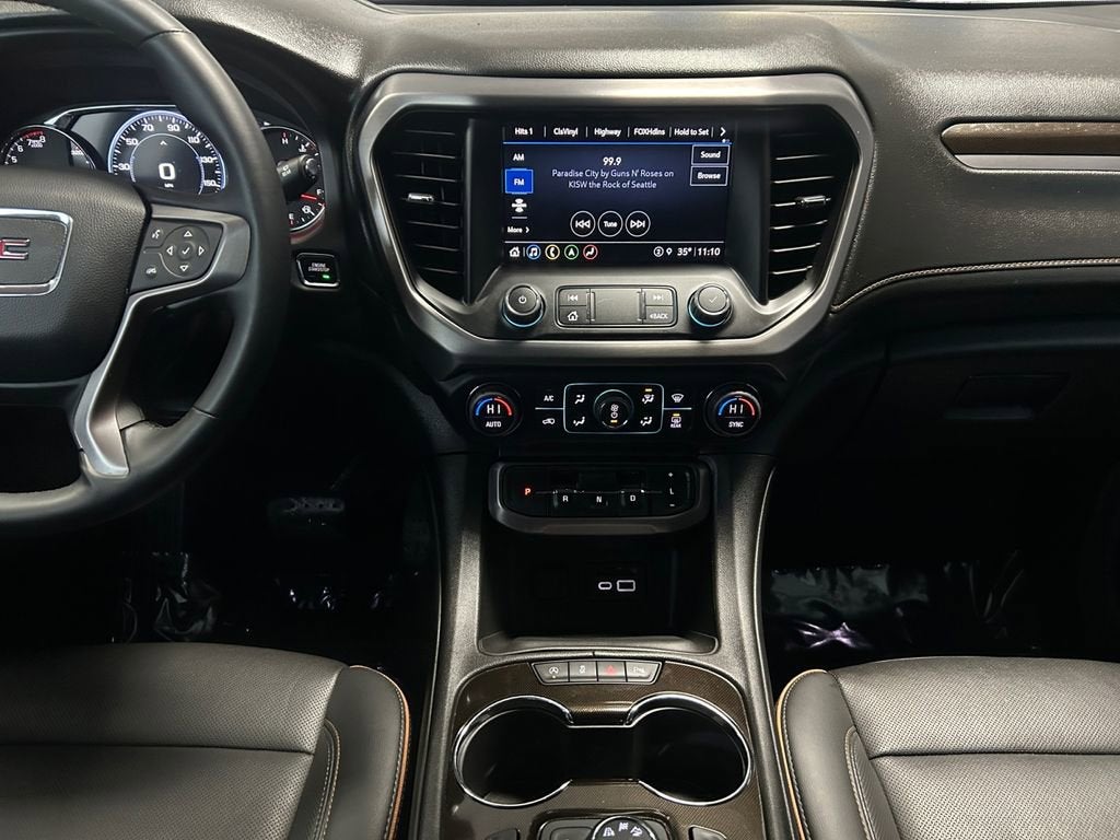 2023 GMC Acadia AT4