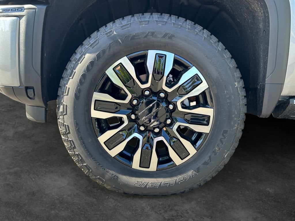 2026 GMC Sierra 3500 HD Denali Ultimate