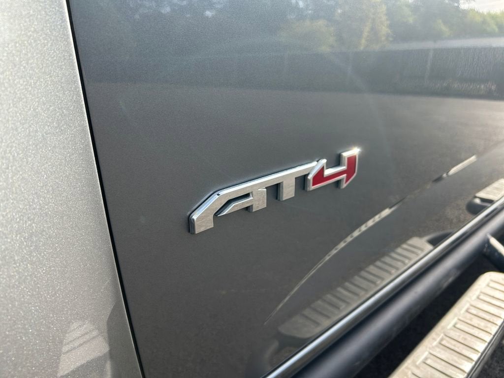 2022 GMC Canyon AT4 - Leather