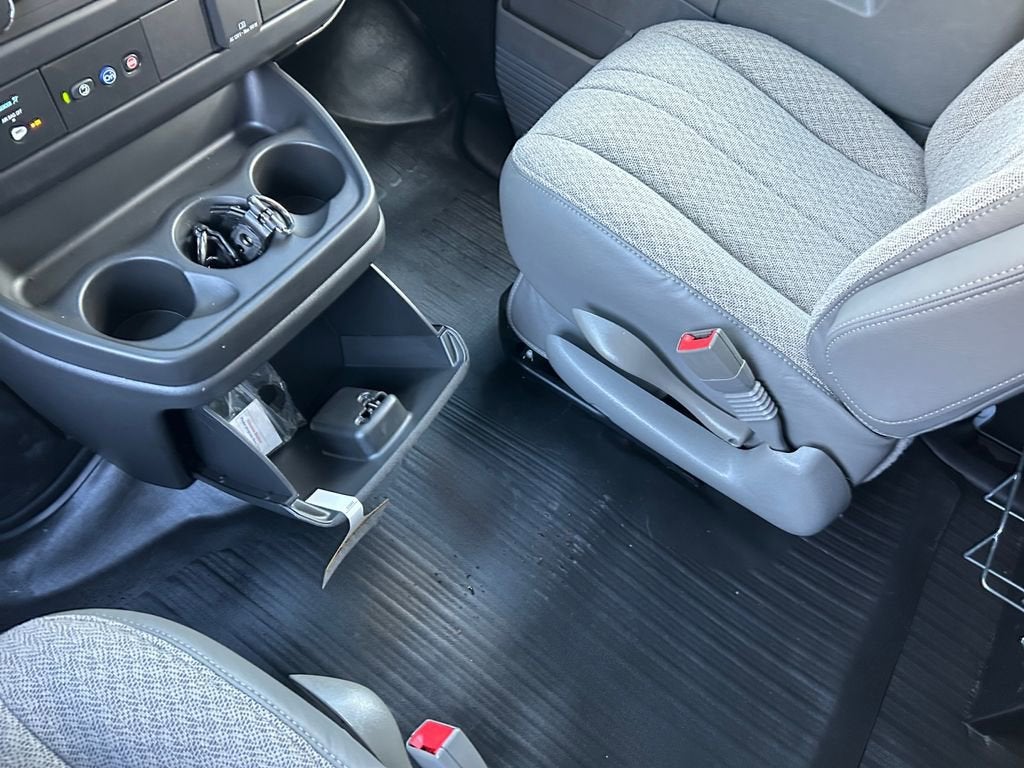 2025 GMC Savana Cargo Work Van
