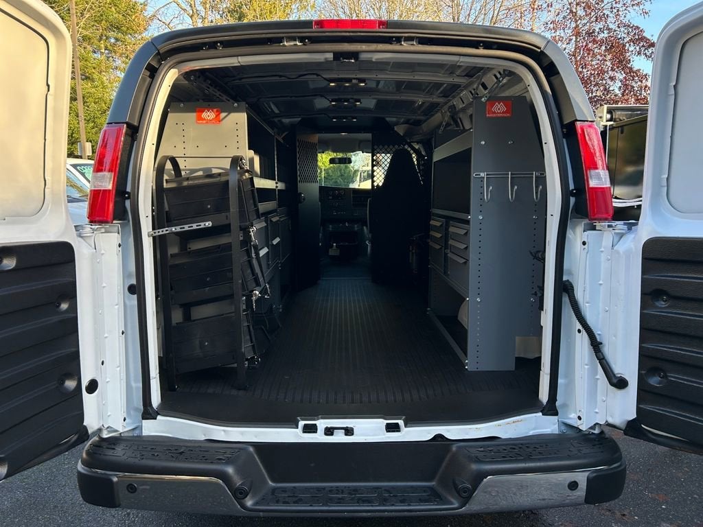 2025 GMC Savana Cargo Work Van