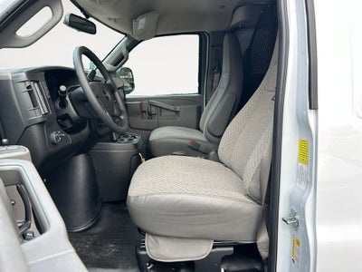 2025 GMC Savana Cargo Work Van