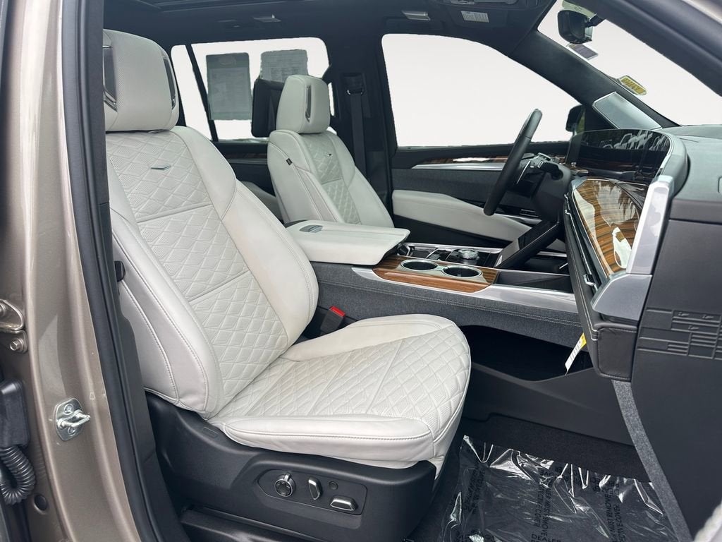2025 Cadillac Escalade ESV Premium Luxury Platinum